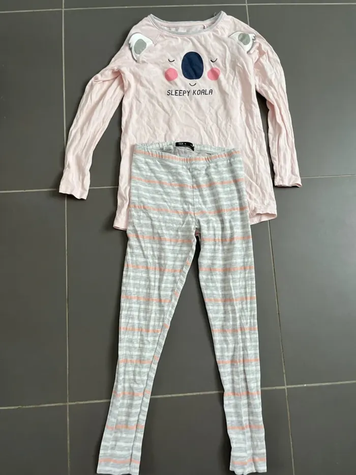 Pyjama koala 7-8 ans en très bon état
