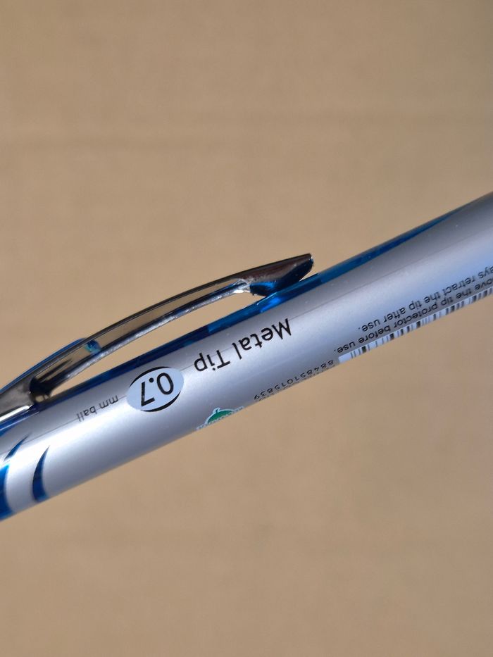 Lot 4 stylos Pentel Energel bleu ciel - photo numéro 3