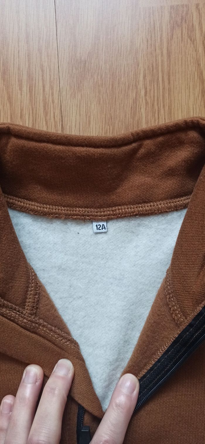 Sweat taille 12 ans - photo numéro 3