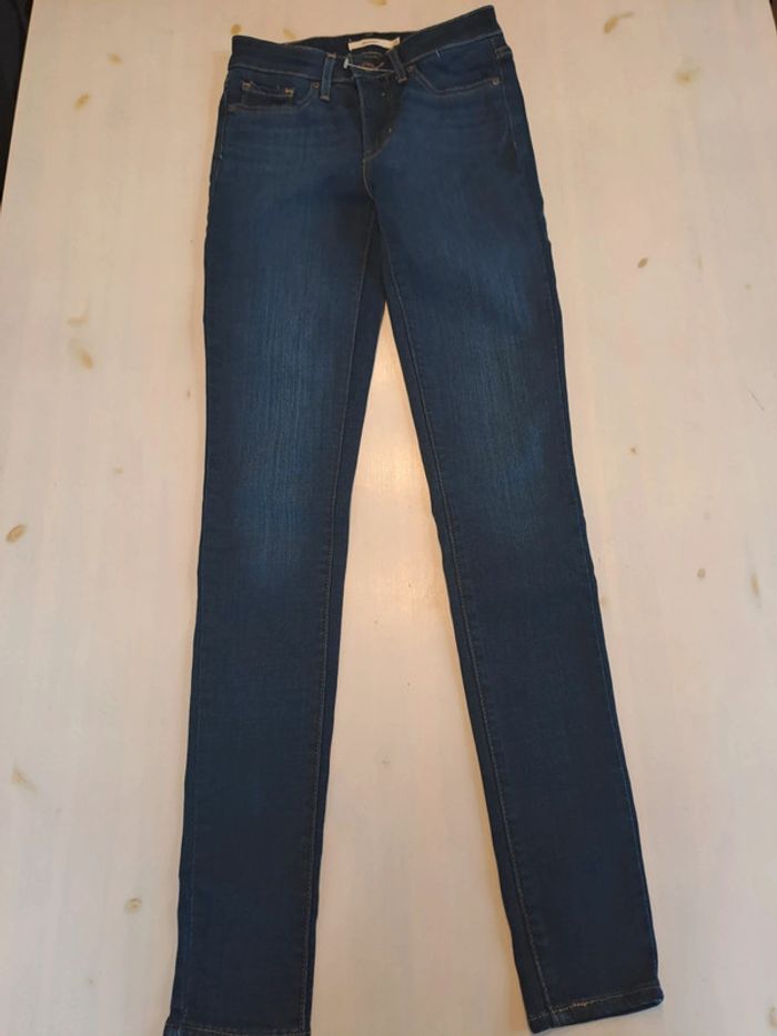 Jeans Levi's 711 skinny 24x32 neuf - photo numéro 2