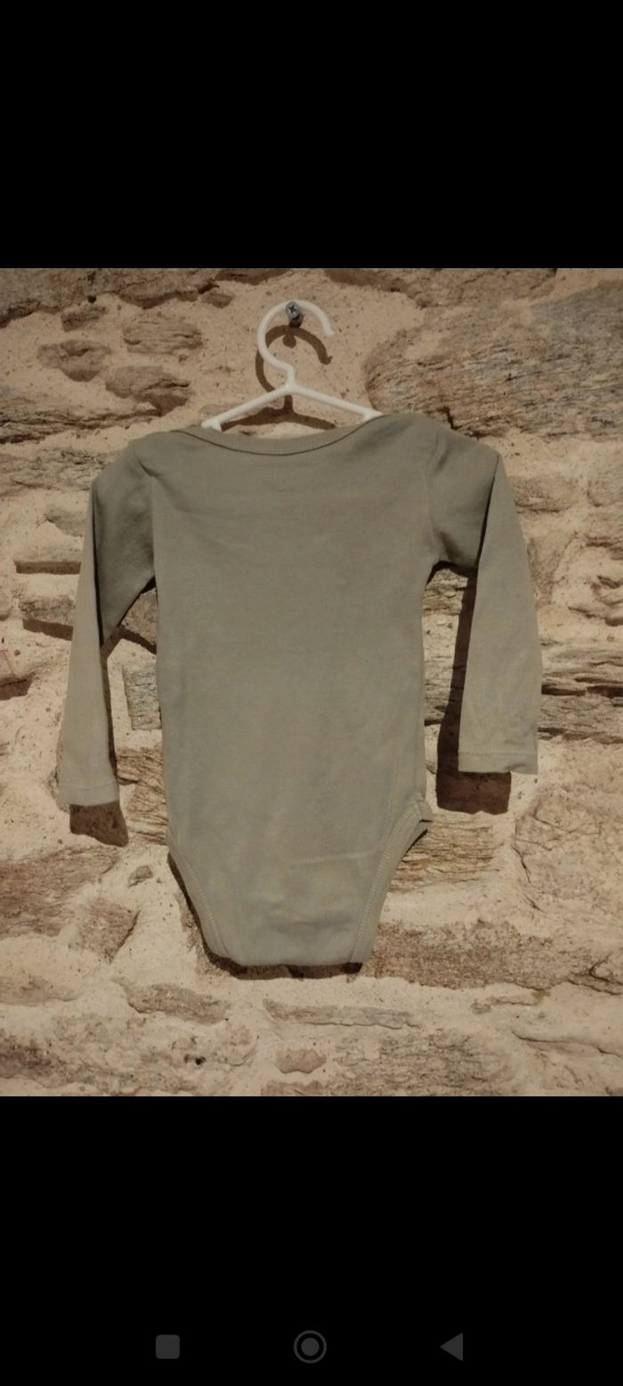 Lot 2 bodies manches longues, taille 6mois, collection 2025 - photo numéro 3