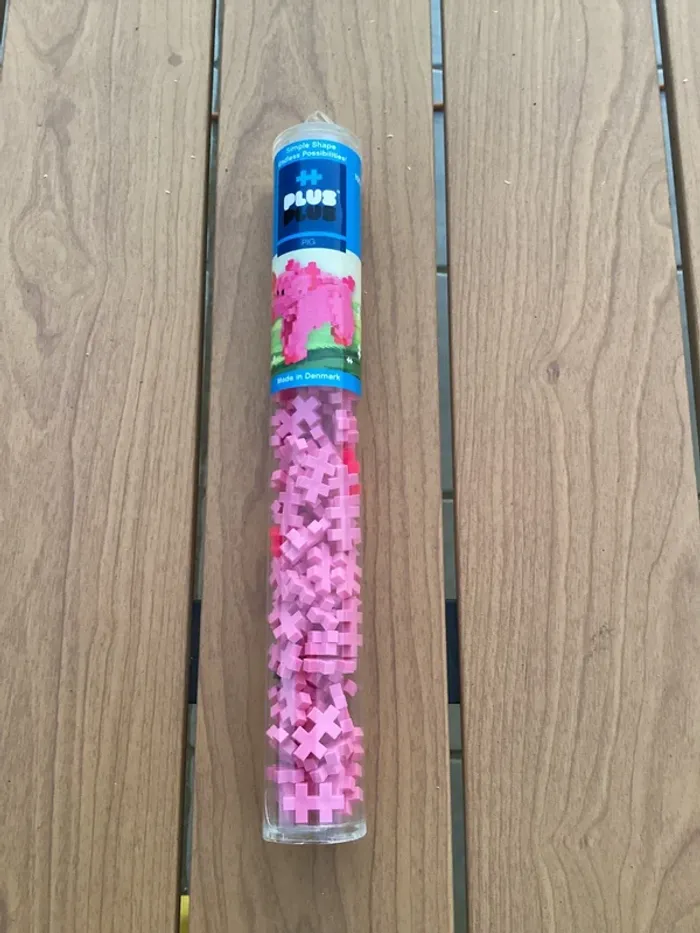 Tube de Plus-plus cochon