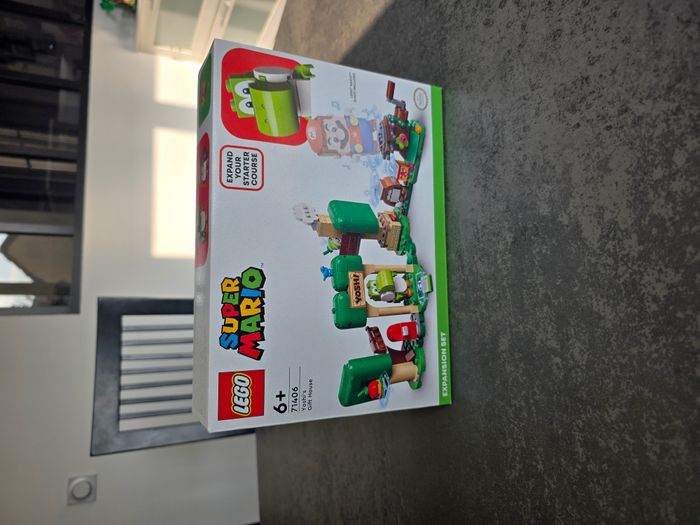 LEGO Super Mario 71406 La maison cadeau de Yoshi – Complet avec boîte