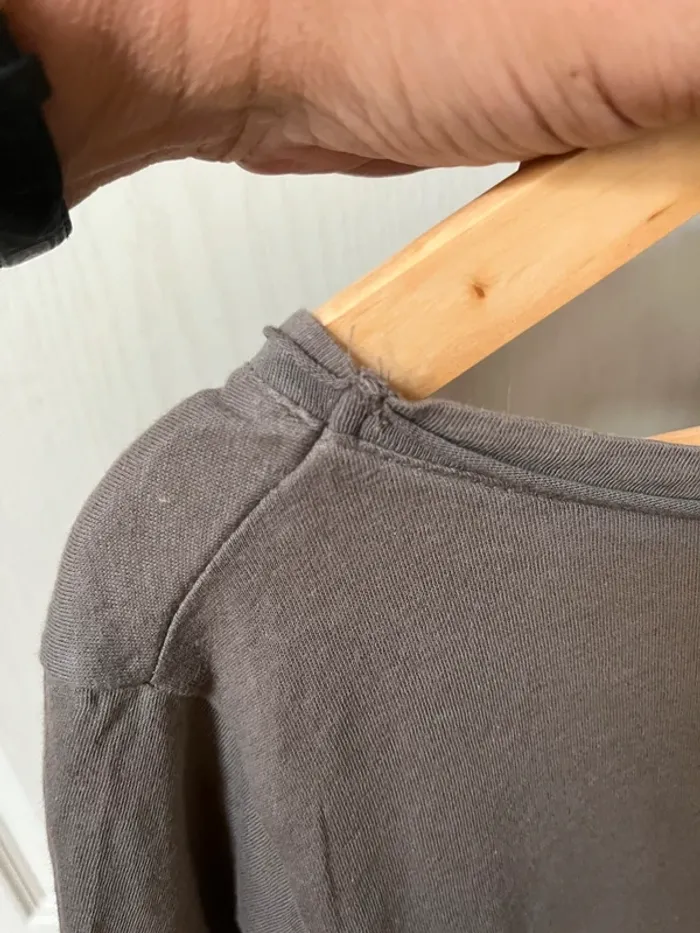 T-shirt kaki avec motif noir Taille 42 - photo numéro 9