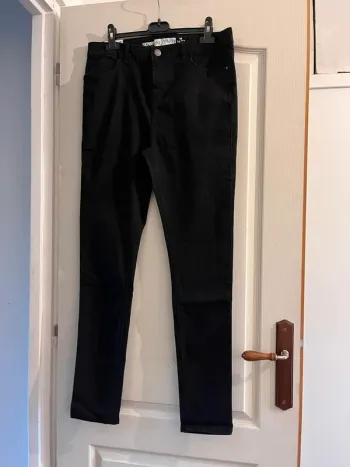 Jean 44