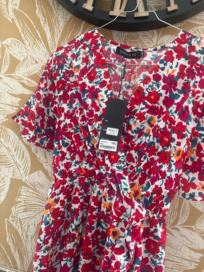 Robe courte neuve L/XL fleurs naumy - photo numéro 2