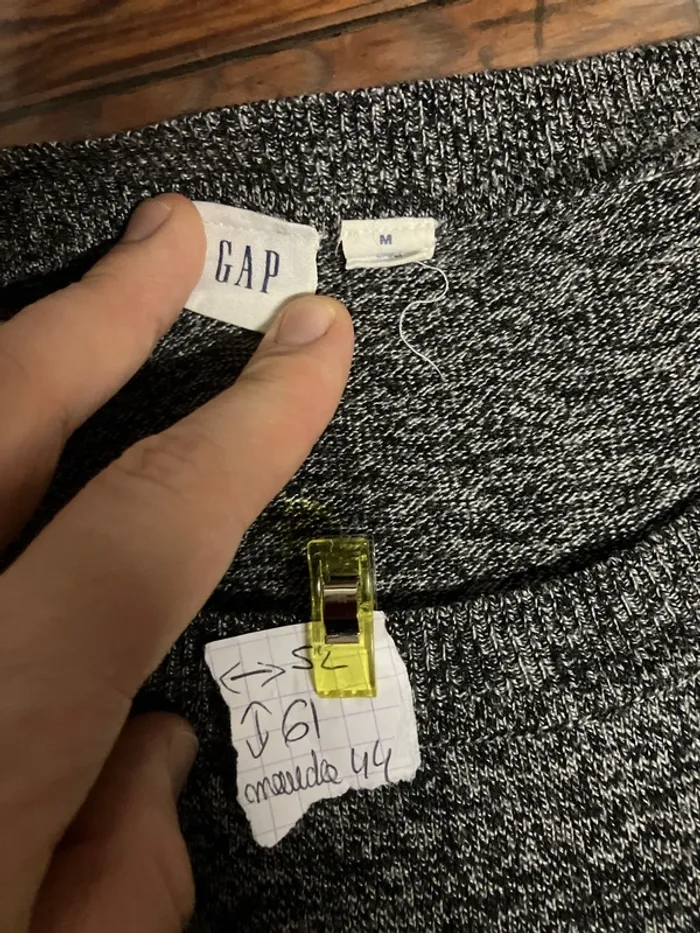 Pulls gris et noir asymétrique @ - photo numéro 4