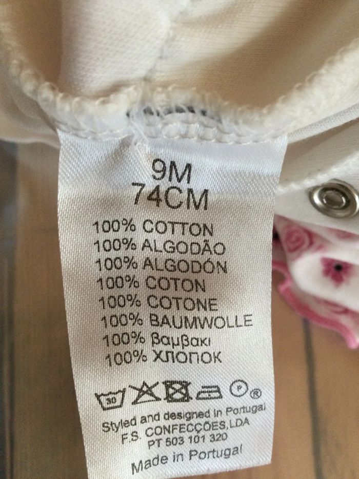 Robe avec bodie compris - 9 mois - photo numéro 4