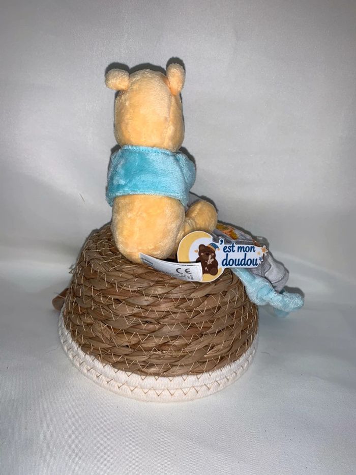 DY83 doudou winnie l’ourson Disney - photo numéro 2