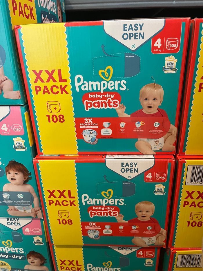 Couches Pampers baby dry pants taille 4