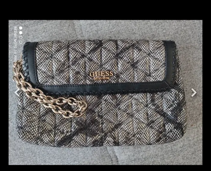 Petite pochette /sac guess