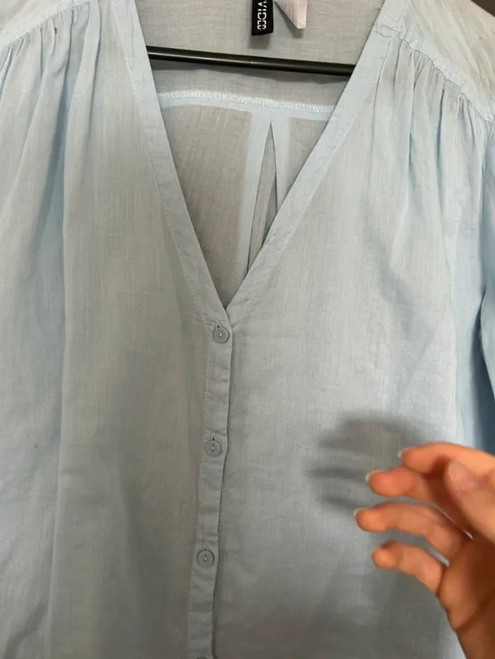 Chemise taille S - photo numéro 4