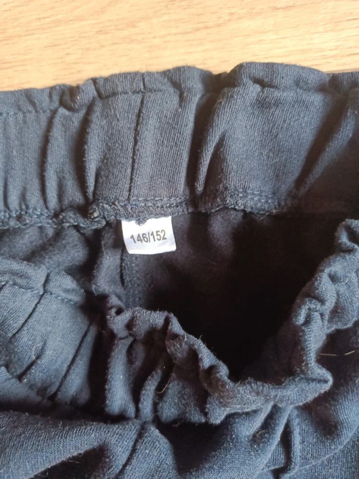 47. Pantalon jogging 146/152 - photo numéro 4