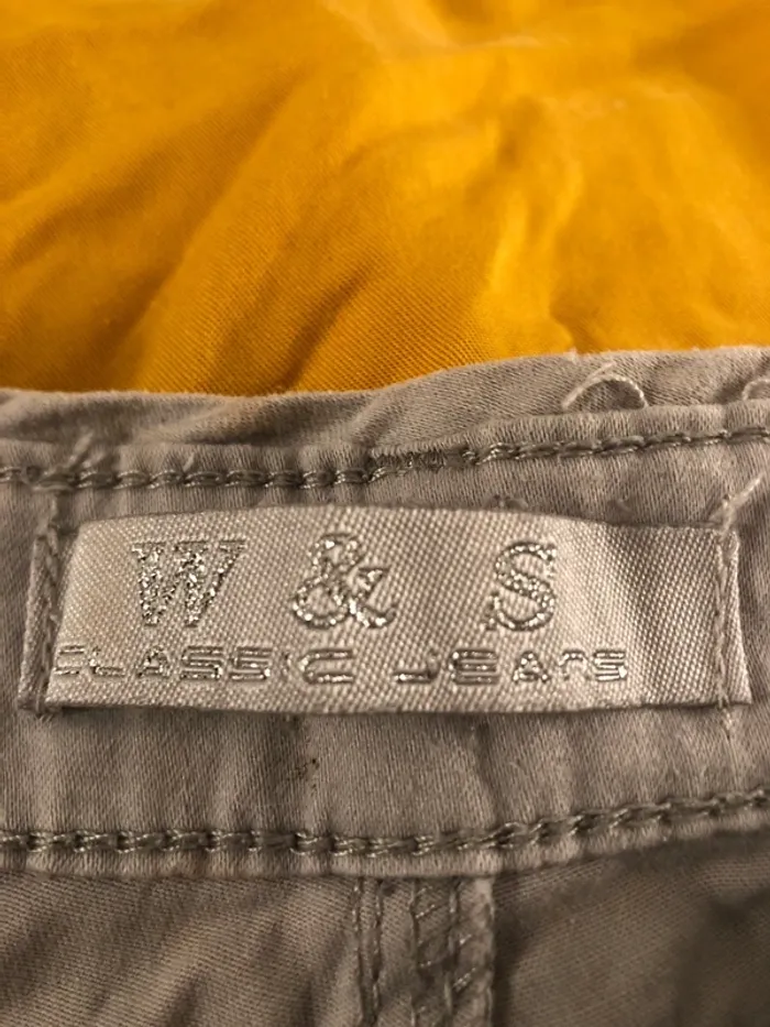 Short gris clair - photo numéro 18