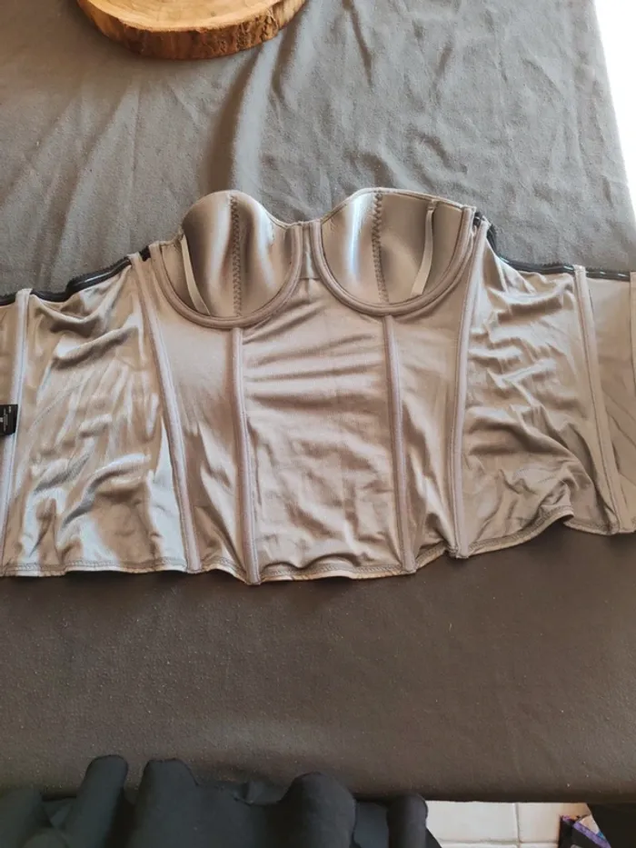 Bustier 80c gris et noir - photo numéro 2