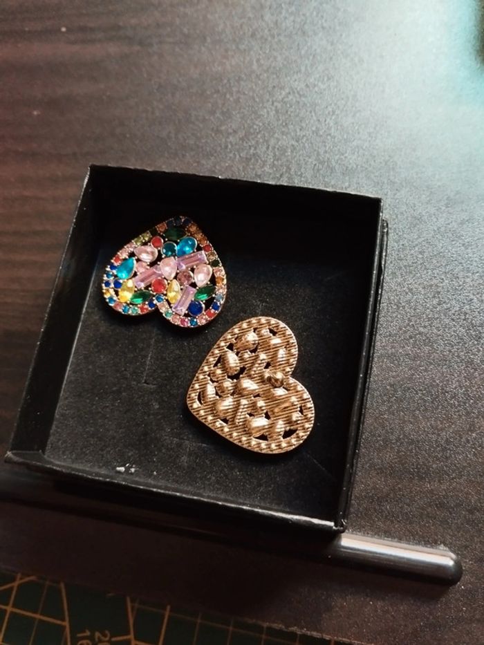 Boucles d'oreilles vintage coeur avec coffret cadeau - photo numéro 4