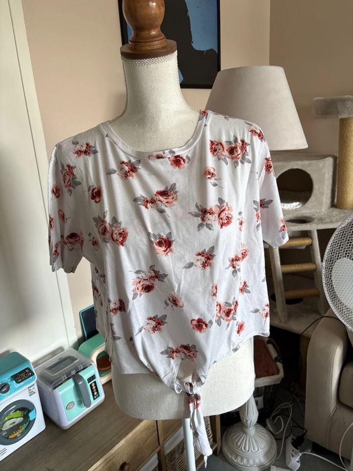 T-shirt taille 40 - photo numéro 4