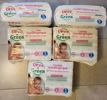 5 paquets de couches love and Green taille 5