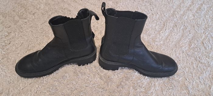 Bottes en bonne état - photo numéro 3