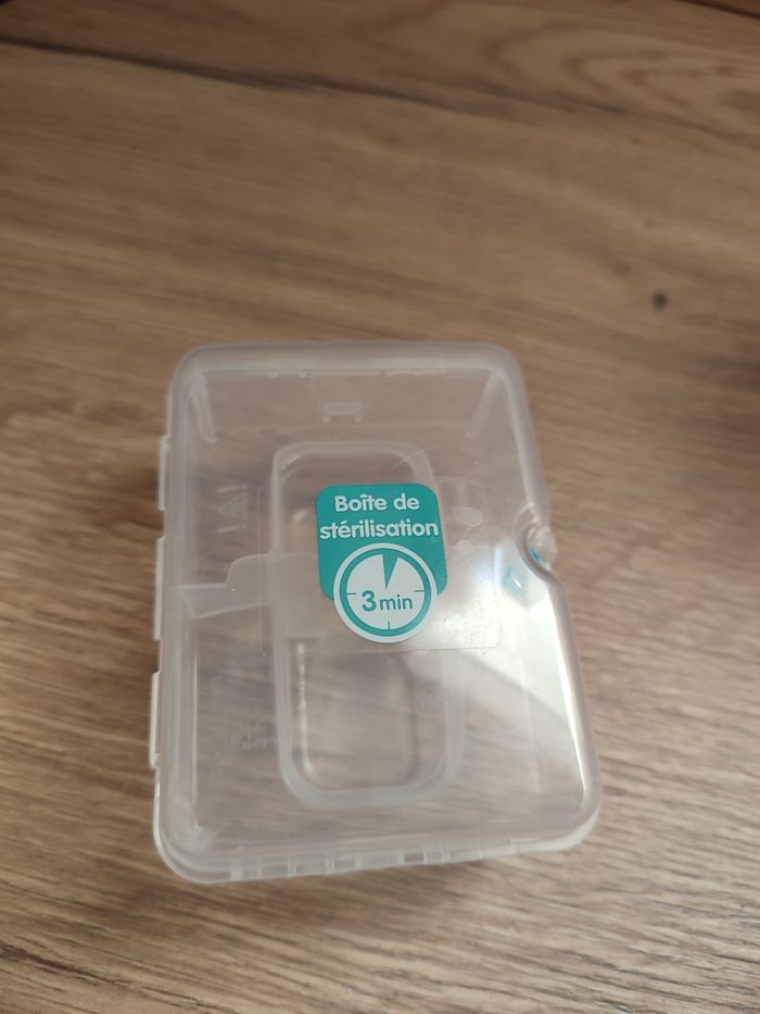 Lot Peppa pig biberon, tétines  dodies - photo numéro 3