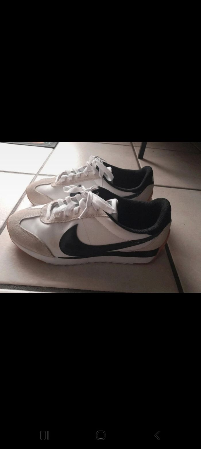 Basket Femme NIKE - photo numéro 3