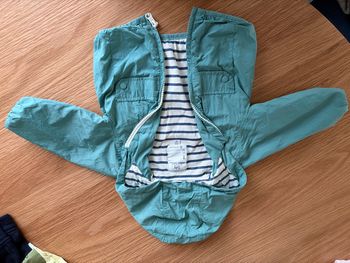 Veste légère imperméable 6-9 mois