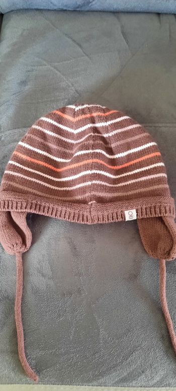 Bonnet taille 47 ( 12 /18 mois)