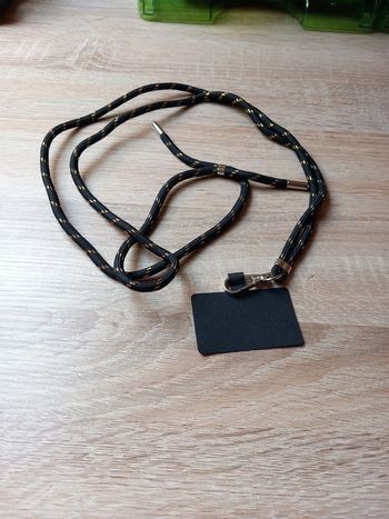 🟩 Cordon Neuf accroche téléphone au cou