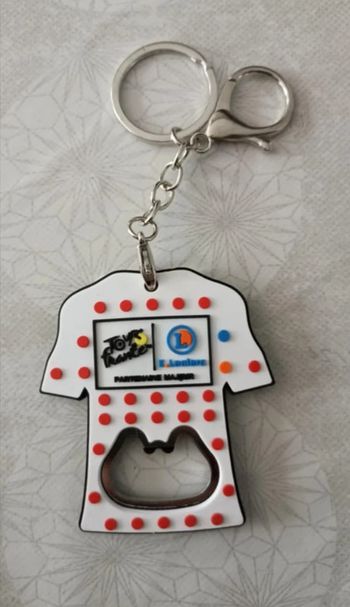porte-clé décapsuleur tour de france Leclerc
