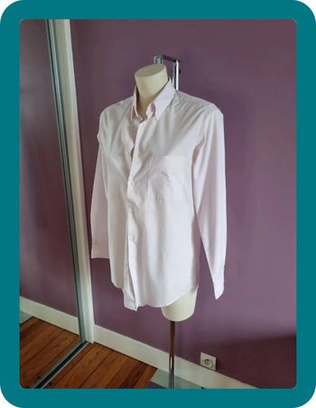 Chemise rose pâle vintage