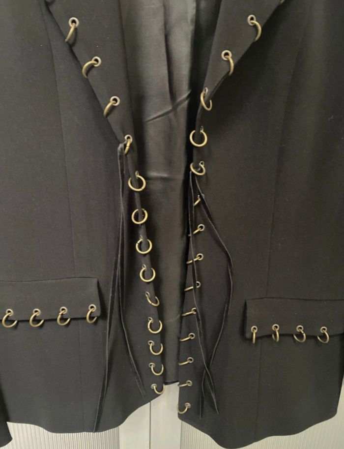 Veste noire - photo numéro 4
