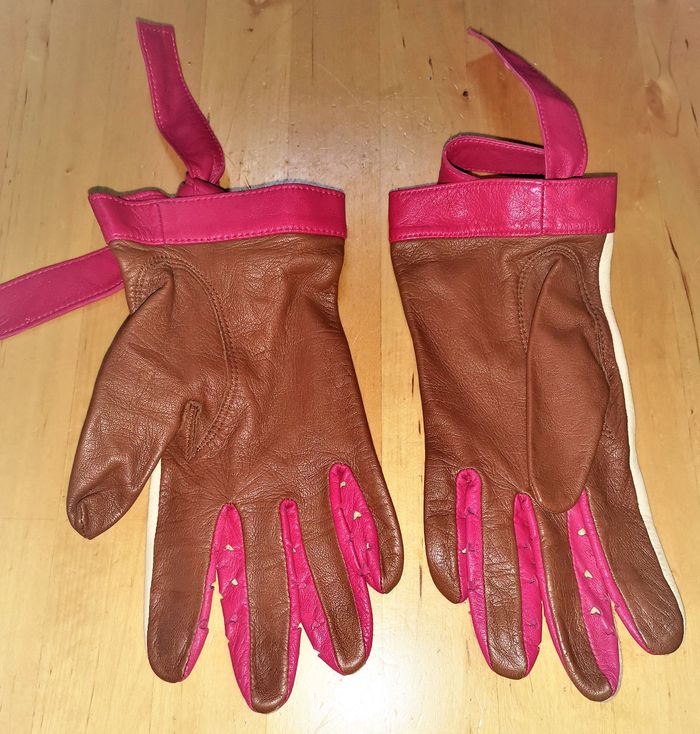 Gants en cuir "Galeries Lafayette" - photo numéro 2
