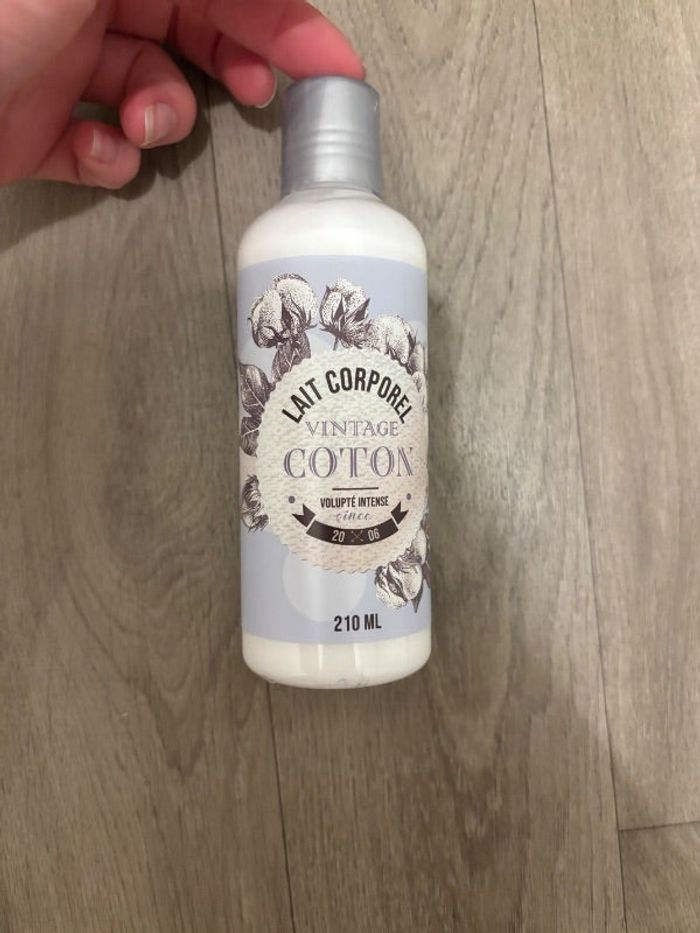 Lait corporel senteur coton