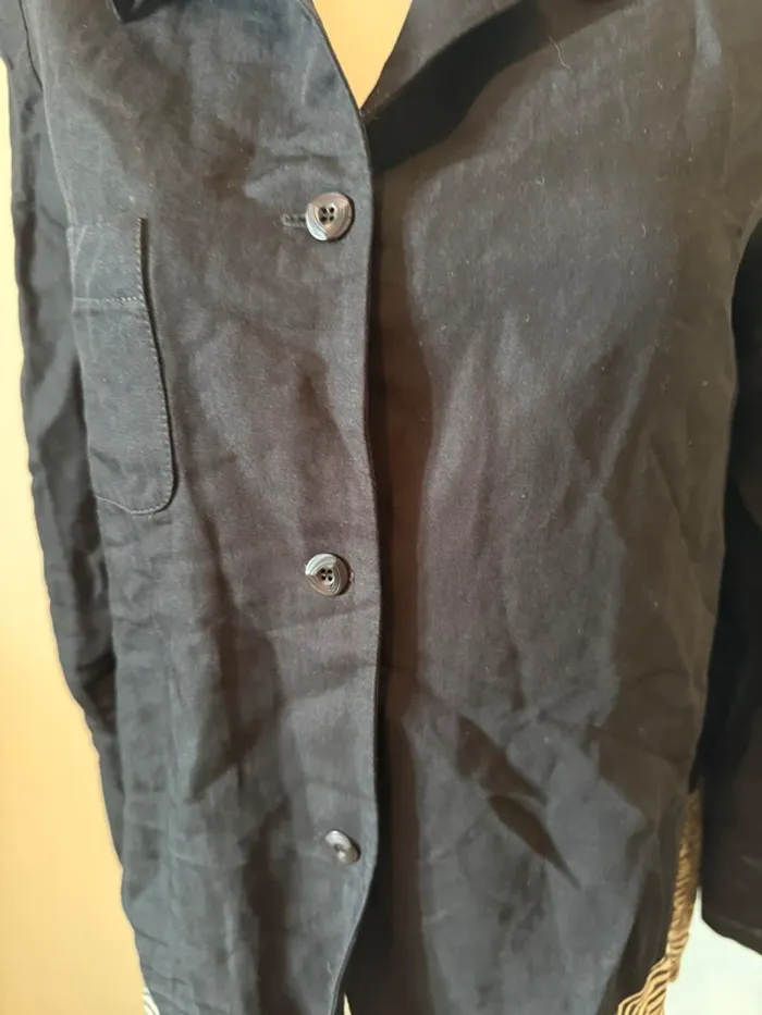 Blouse vintage en lin noir en très bon état taille 40 infinitif - photo numéro 4