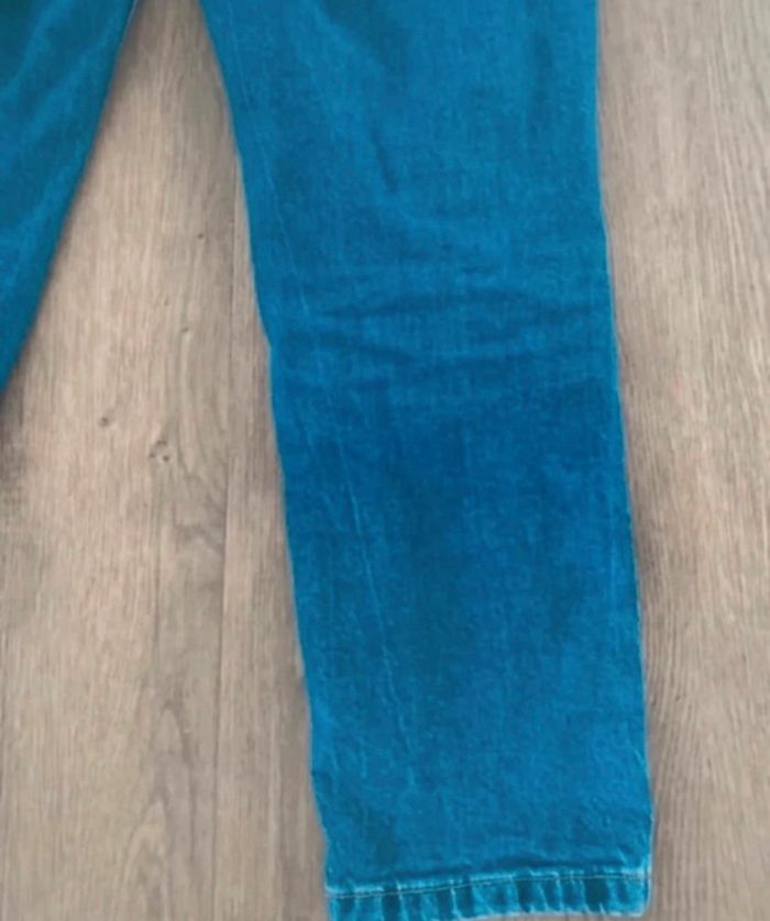 Jean femme Zara - photo numéro 2