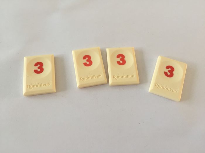 Pièce détachée tuile pion Rummikub le rami des chiffres édition voyage - photo numéro 3