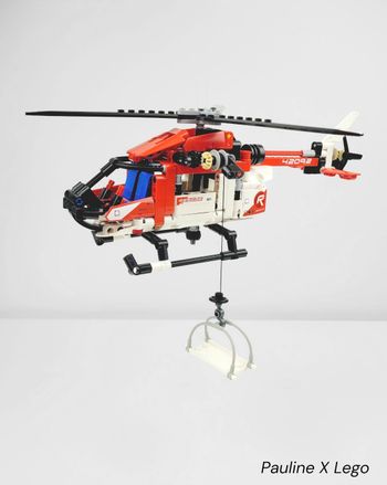 L'hélicoptère de secours Lego Technic - rèf. 42092