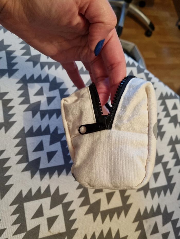 Petite pochette de rangement - photo numéro 3
