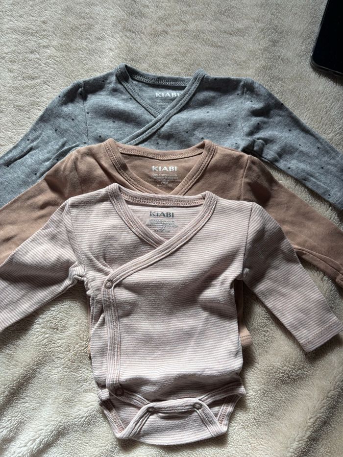 Lot de 3 bodys - photo numéro 2