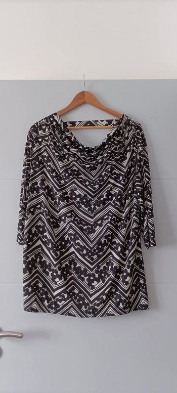 Blouse Tunique manches 3/4 imprimé noir et blanc Taille 6 sur l'étiquette