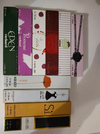 Lot de 10 parfums
