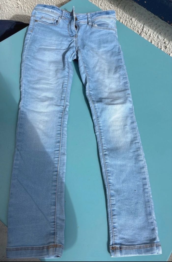 Jean slim t 7 ans 122 cm - photo numéro 1