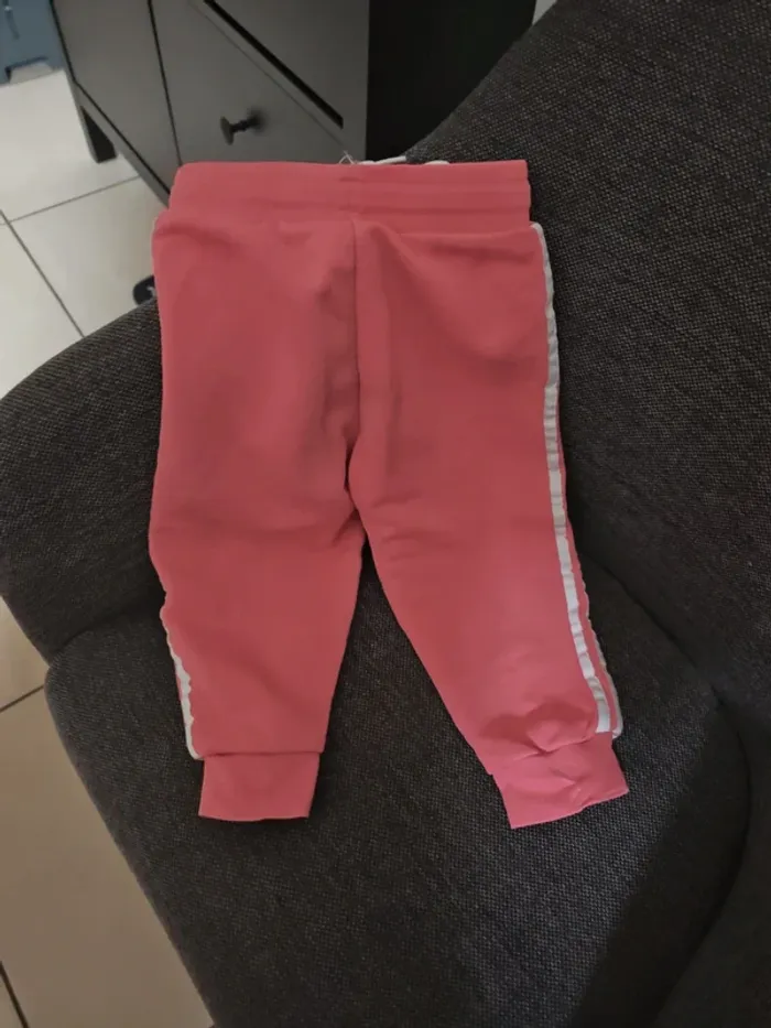 Bs de jogging adidas 18-24 mois