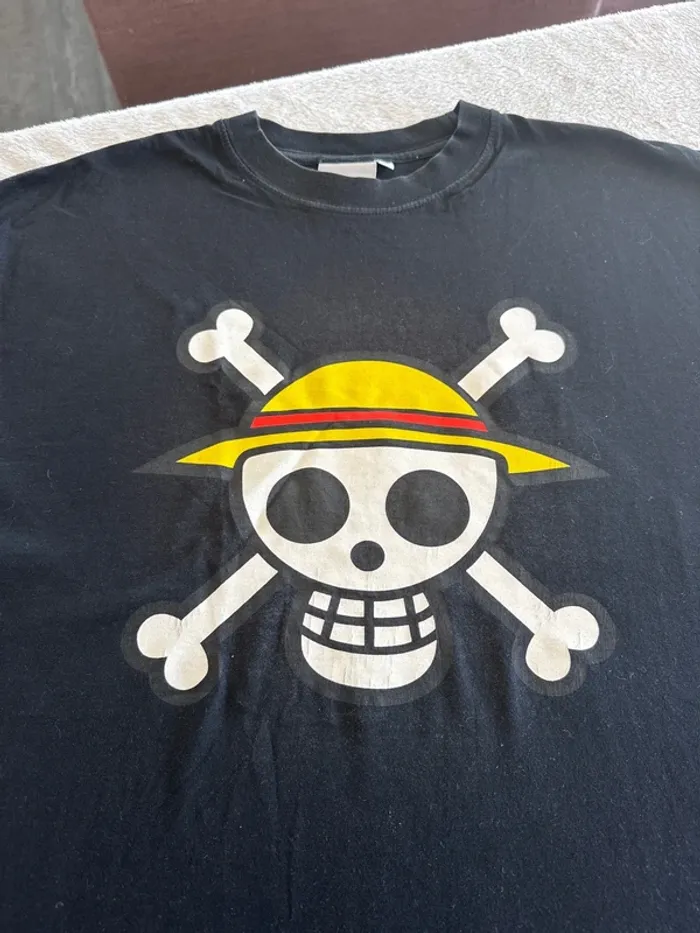 T shirt homme one piece taille M - photo numéro 2