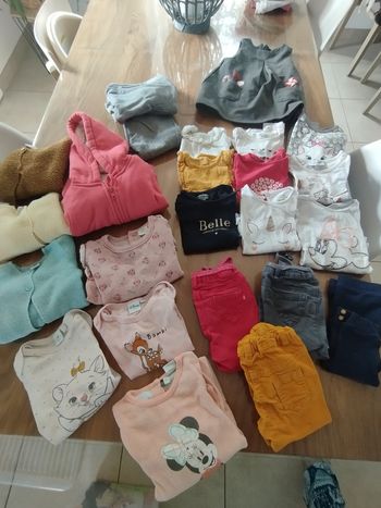 Lot de vêtements filles