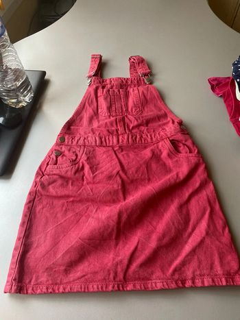 Robe salopette rose taille 10 ans