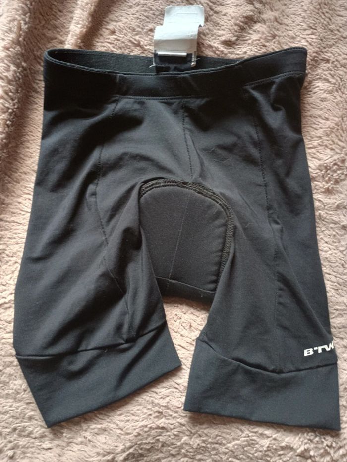 Short pour vélo 8 ans