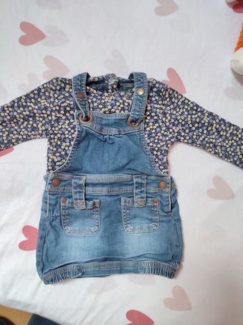 Ensemble bébé fille fleuri - 9 mois - Bon état - Vertbaudet