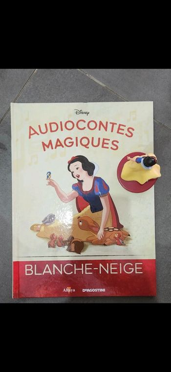 Numéro07 Livre et figurine édition audiocontes Magiques Altaya édition disney audio compte conte