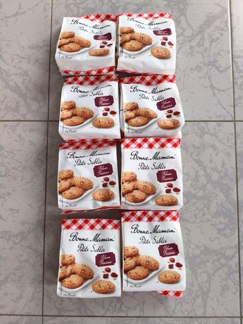 Lot petits sablés rhum raisins